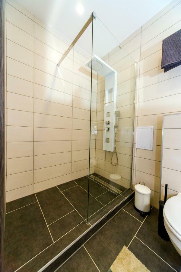Res Apartman Eger Exterior photo